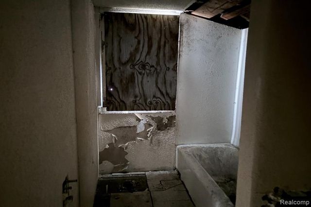 19375 Danbury Street, Detroit, MI 48203