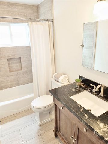 2443 Fordham, Costa Mesa, CA 92626