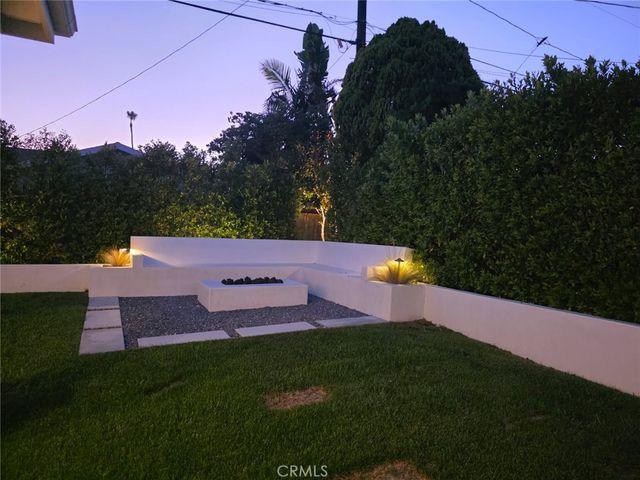 2443 Fordham, Costa Mesa, CA 92626