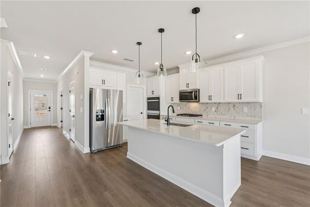 2104 Homer Drive, Monroe, GA 30656