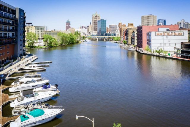 106 W Seeboth STREET #702, Milwaukee, WI 53204