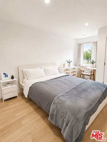 6138 Carlos Avenue A, Los Angeles, CA 90028
