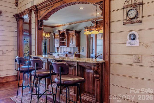 414 Trails End, Bryson City, NC 28713