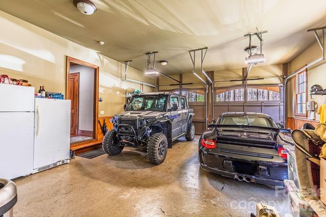 414 Trails End, Bryson City, NC 28713