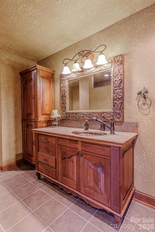 414 Trails End, Bryson City, NC 28713