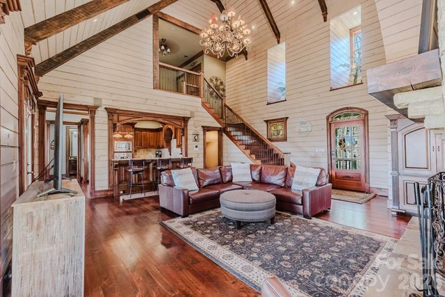 414 Trails End, Bryson City, NC 28713