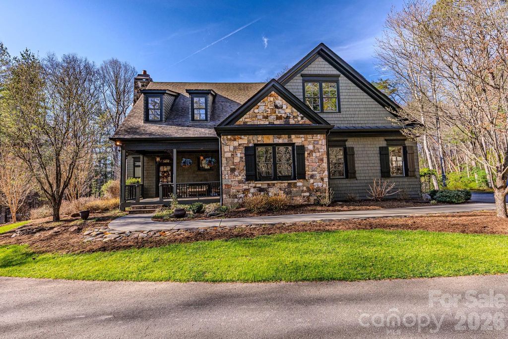 414 Trails End, Bryson City, NC 28713