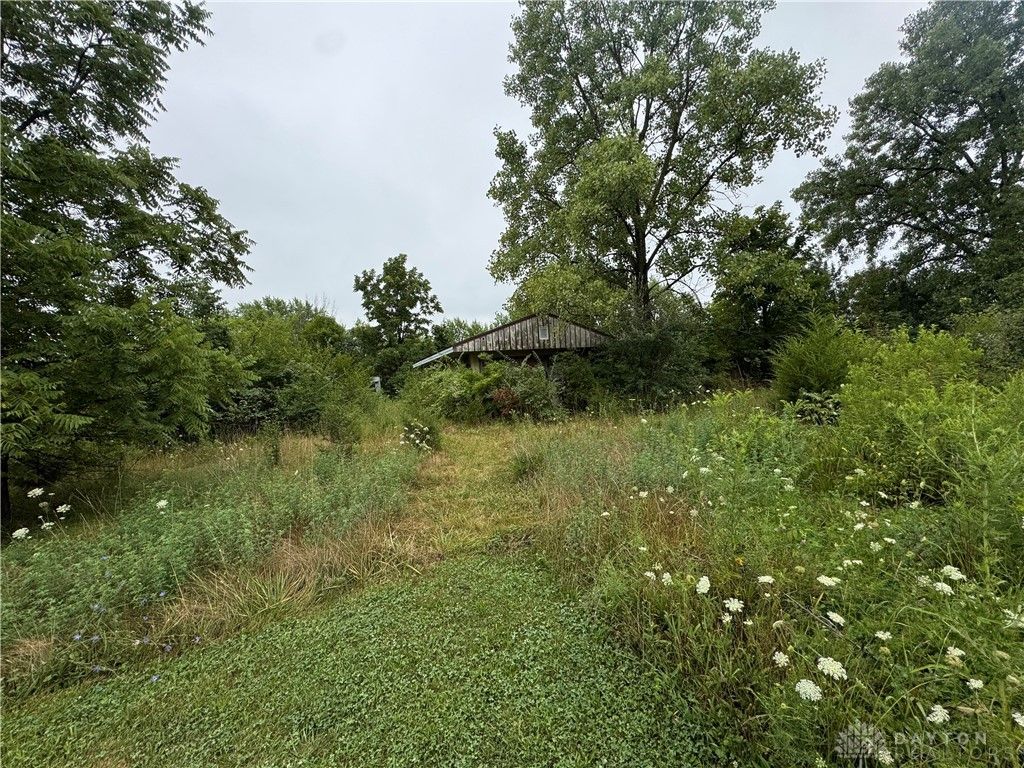 3608 E 40 US, Lewisburg, OH 45338