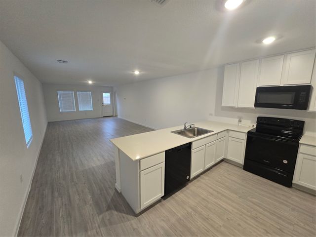 316 Thresher Lane, Princeton, TX 75407