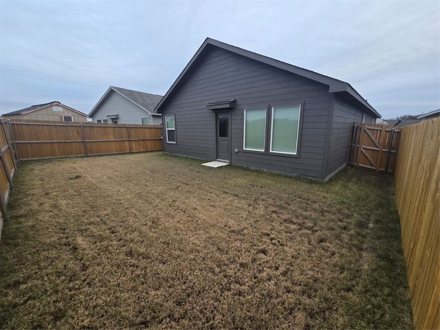 316 Thresher Lane, Princeton, TX 75407