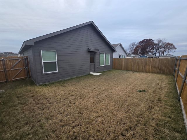 316 Thresher Lane, Princeton, TX 75407