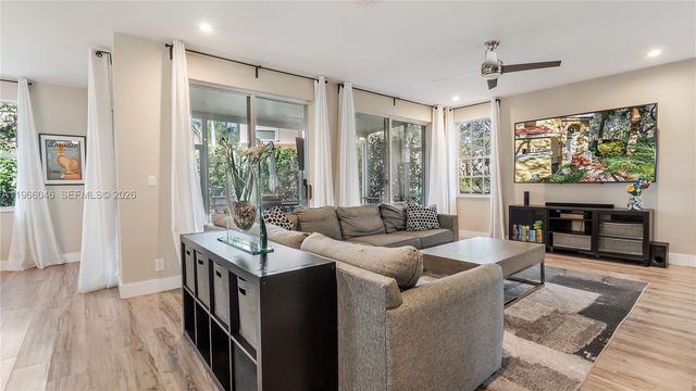 4716 NW 114th Dr, Coral Springs, FL 33076