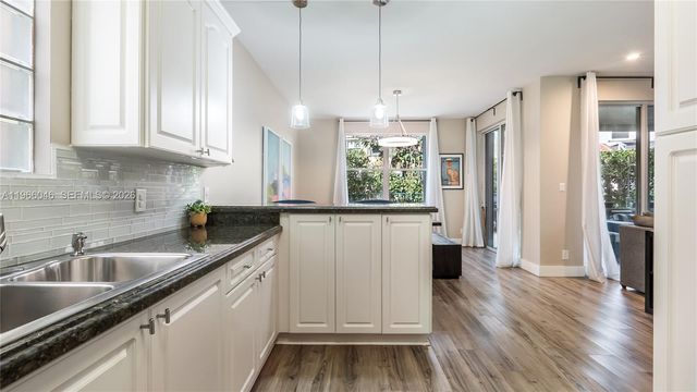 4716 NW 114th Dr, Coral Springs, FL 33076