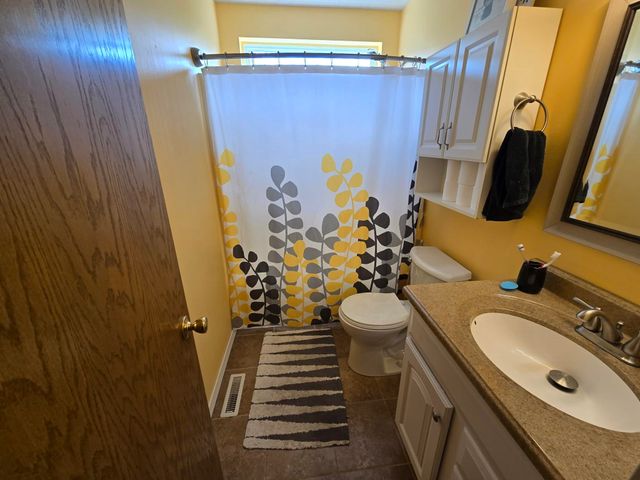 8841 N Hidden Lane, Park City, KS 67147