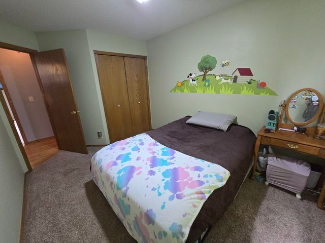 8841 N Hidden Lane, Park City, KS 67147