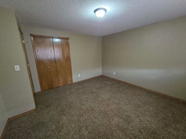 8841 N Hidden Lane, Park City, KS 67147