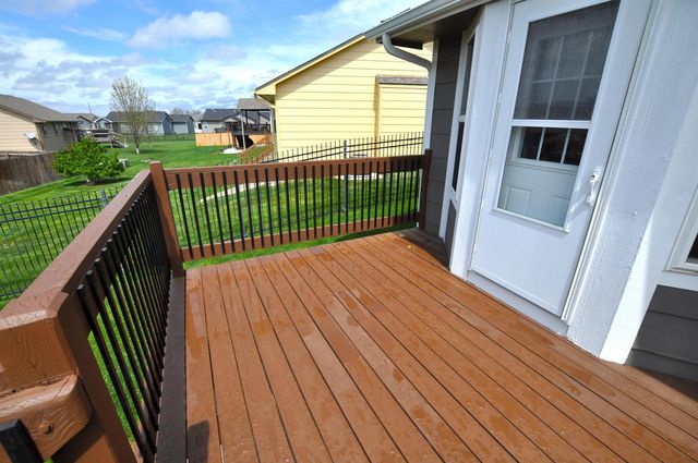8841 N Hidden Lane, Park City, KS 67147