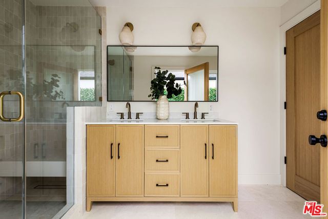 11838 Juniette, Culver City, CA 90230