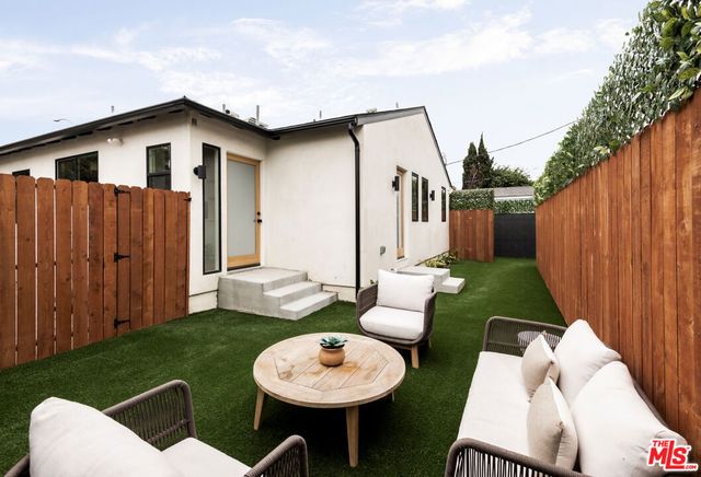 11838 Juniette, Culver City, CA 90230