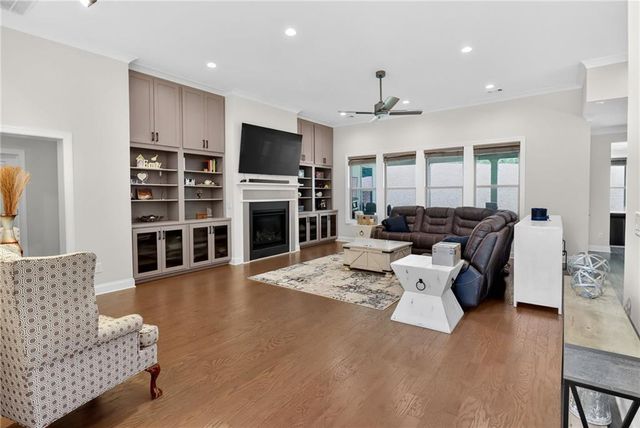 52 Vandiver Court, Acworth, GA 30101
