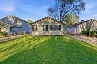 125 Bellevue Drive, Round Lake Park, IL 60073