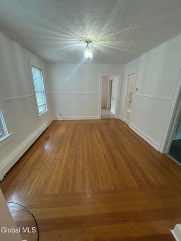 30 Austain Avenue, Albany, NY 12205