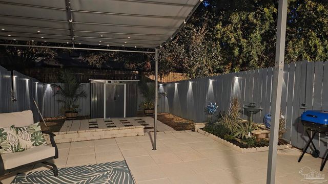 1364 Redwood Ln, Gulf Breeze, FL 32563