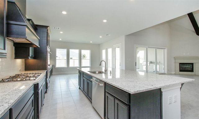 6902 Shoreline View Dr, Katy, TX 77493