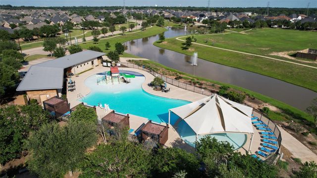 6902 Shoreline View Dr, Katy, TX 77493