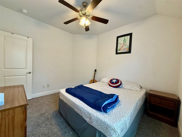 2704 Ainsworth Road, Aubrey, TX 76227