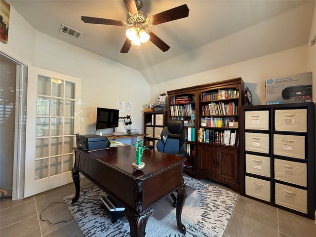 2704 Ainsworth Road, Aubrey, TX 76227