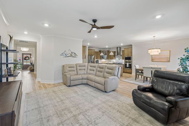 837 Odell Dr, White House, TN 37188