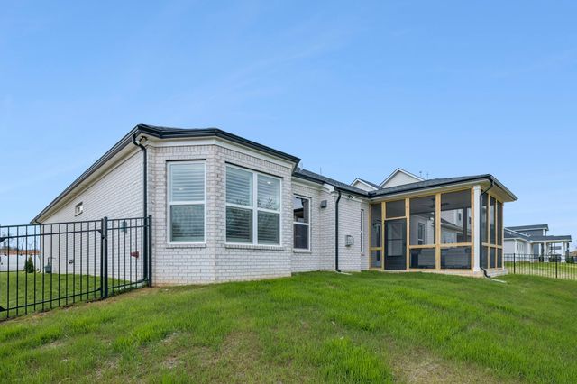 837 Odell Dr, White House, TN 37188