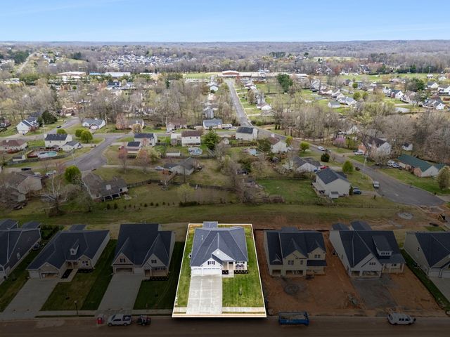 837 Odell Dr, White House, TN 37188