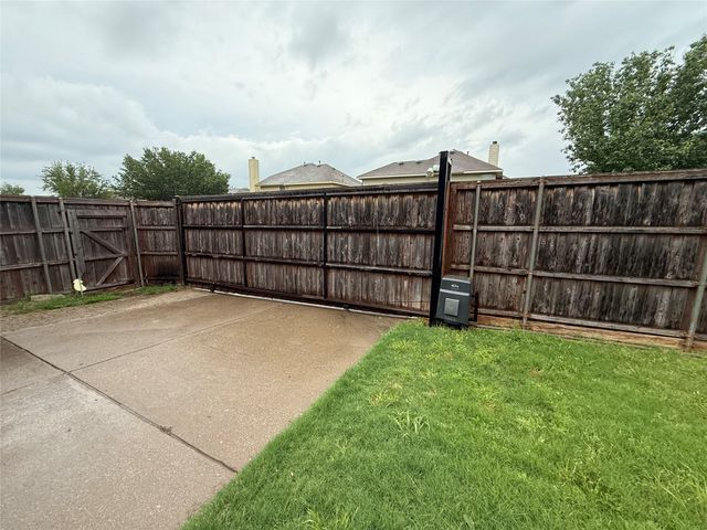2860 Wild Oak Lane, Rockwall, TX 75032