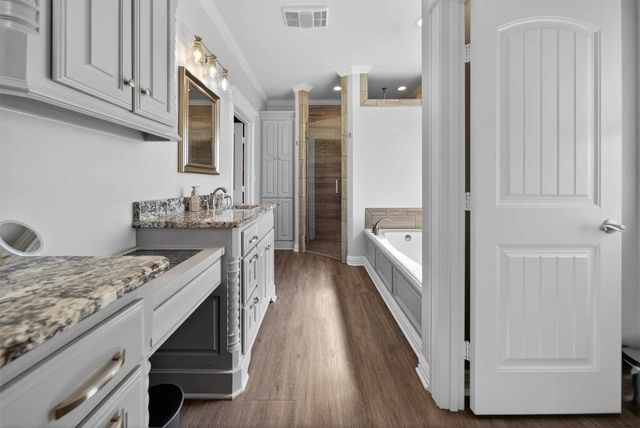 23151 Champion Drive, Lindale, TX 75771