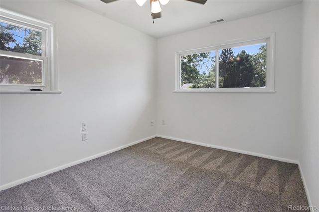 2436 Toby Road, Orion Charter Township, MI 48359
