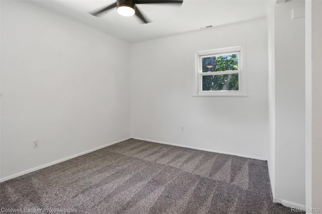 2436 Toby Road, Orion Charter Township, MI 48359