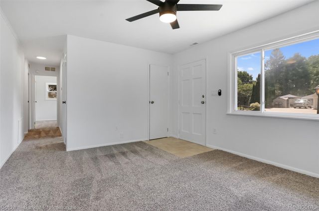 2436 Toby Road, Orion Charter Township, MI 48359