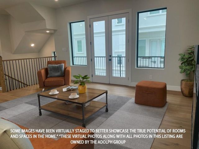 1222 W 24th Street D, Houston, TX 77008