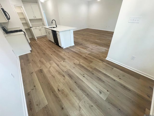 12880 Siberian Dr, Walker, LA 70785