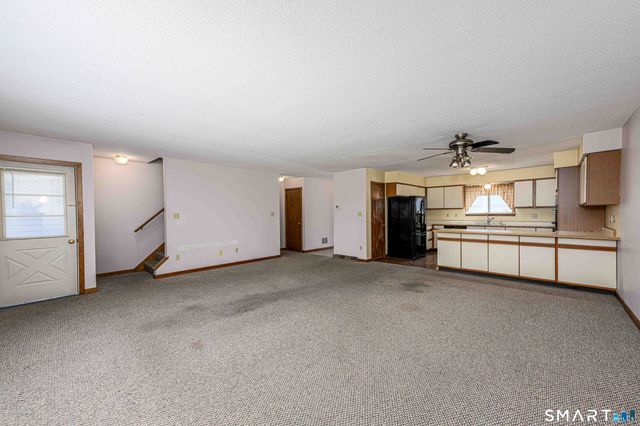 109 Staffordshire Commons Drive 109, Wallingford, CT 06492