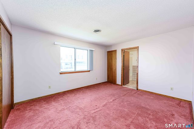 109 Staffordshire Commons Drive 109, Wallingford, CT 06492