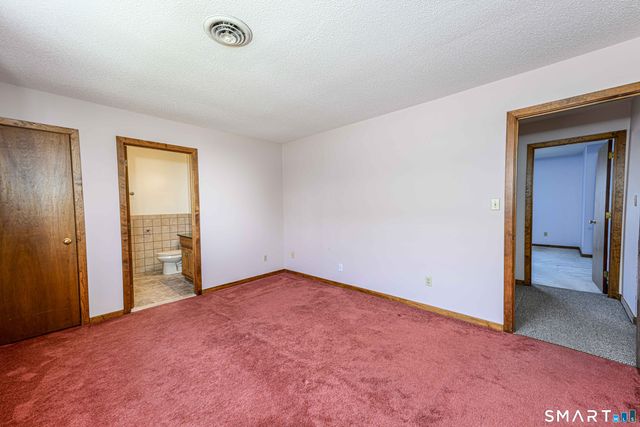 109 Staffordshire Commons Drive 109, Wallingford, CT 06492