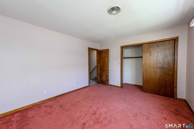 109 Staffordshire Commons Drive 109, Wallingford, CT 06492