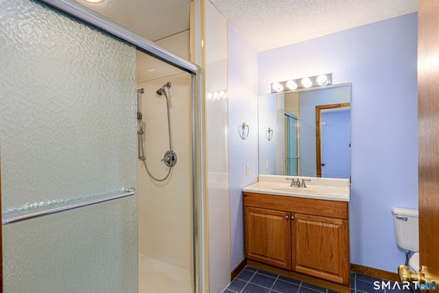 109 Staffordshire Commons Drive 109, Wallingford, CT 06492