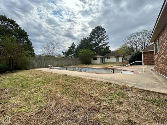 5227 Harrisburg Road, Jonesboro, AR 72404