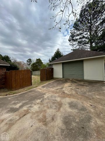 5227 Harrisburg Road, Jonesboro, AR 72404
