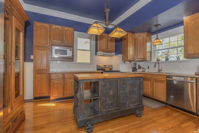 116 Sycamore Street, Newburgh, IN 47630