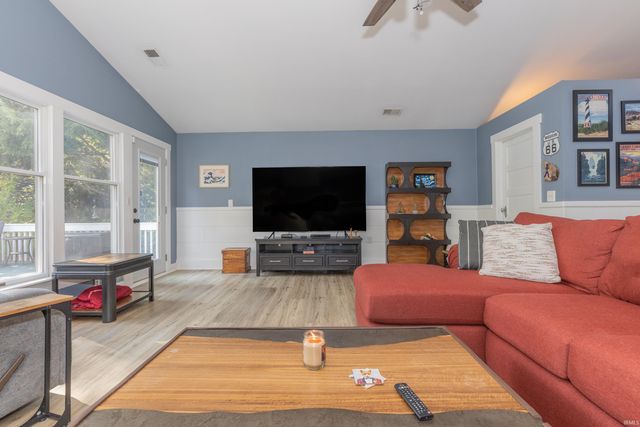 116 Sycamore Street, Newburgh, IN 47630